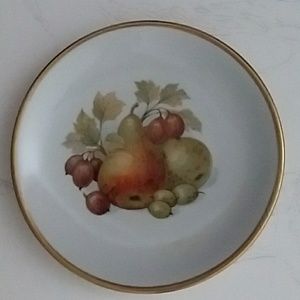 Bereuther Waldsassem Pear and Fig Plate